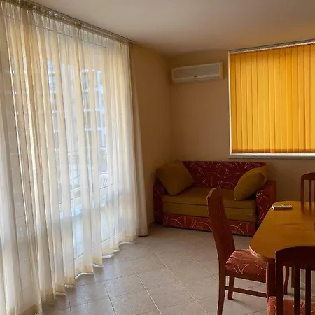 Apartman Каролина Студио *